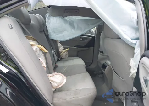 2017 Toyota Camry Le z USA, uszkodzony, nr VIN 4T1BF1FKXHU280337